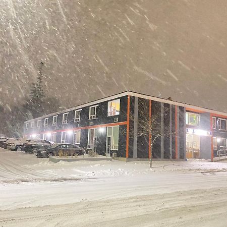 Midtown Hotel Parry Sound Exteriör bild