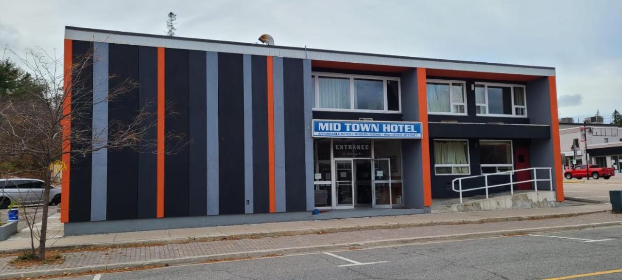Midtown Hotel Parry Sound Exteriör bild